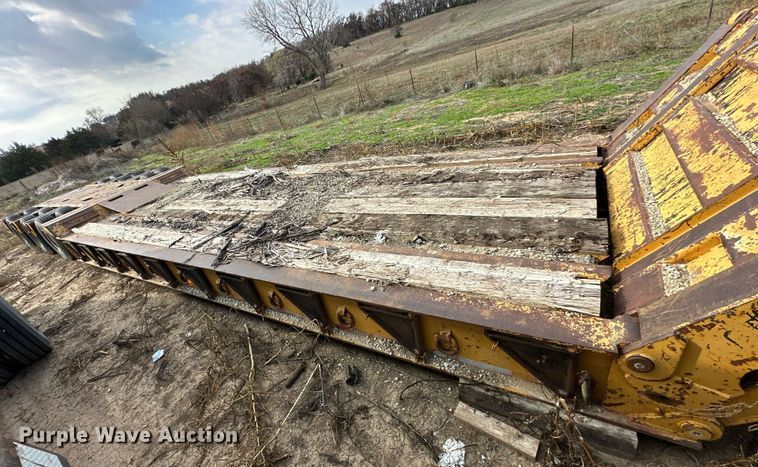 image for item OK9170 1986 Load King 403/4DFP  lowboy equipment trailer