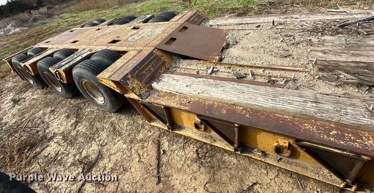 image for item OK9170 1986 Load King 403/4DFP  lowboy equipment trailer