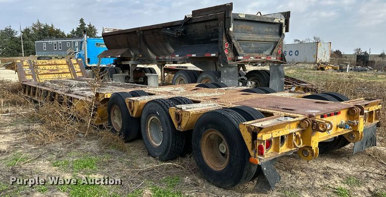 image for item OK9170 1986 Load King 403/4DFP  lowboy equipment trailer