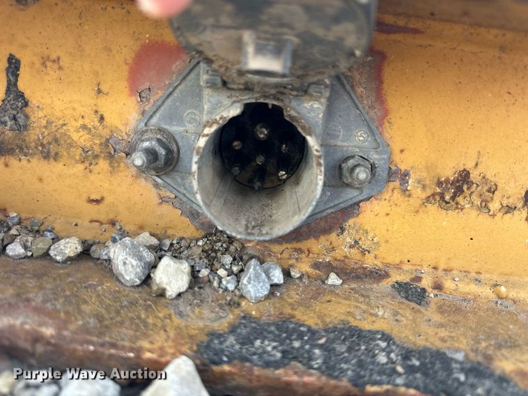 image for item OK9170 1986 Load King 403/4DFP  lowboy equipment trailer