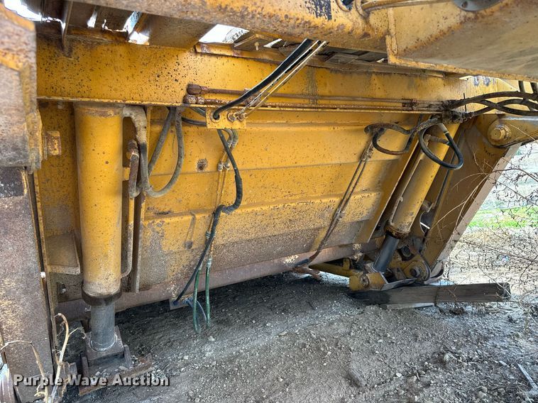 image for item OK9170 1986 Load King 403/4DFP  lowboy equipment trailer