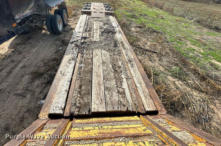 image for item OK9170 1986 Load King 403/4DFP  lowboy equipment trailer