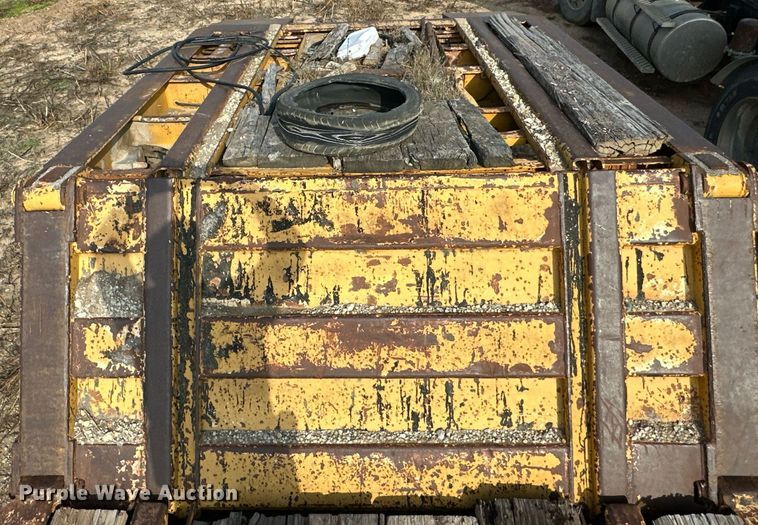 image for item OK9170 1986 Load King 403/4DFP  lowboy equipment trailer