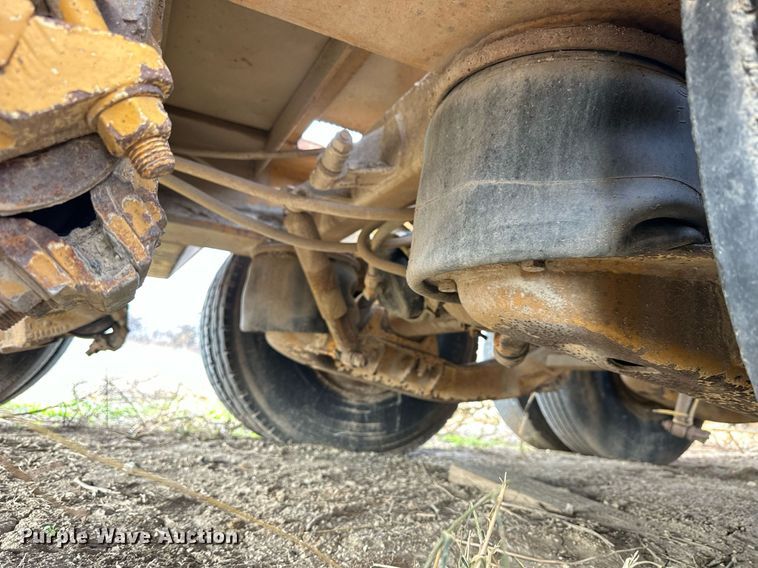 image for item OK9170 1986 Load King 403/4DFP  lowboy equipment trailer