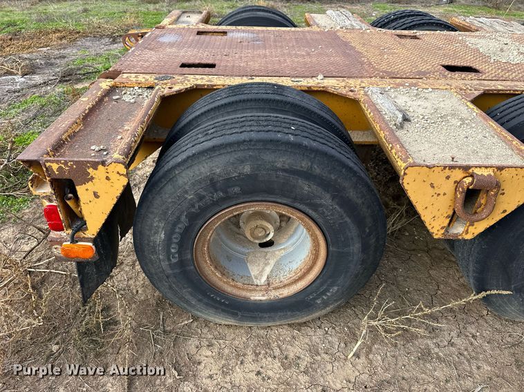 image for item OK9170 1986 Load King 403/4DFP  lowboy equipment trailer