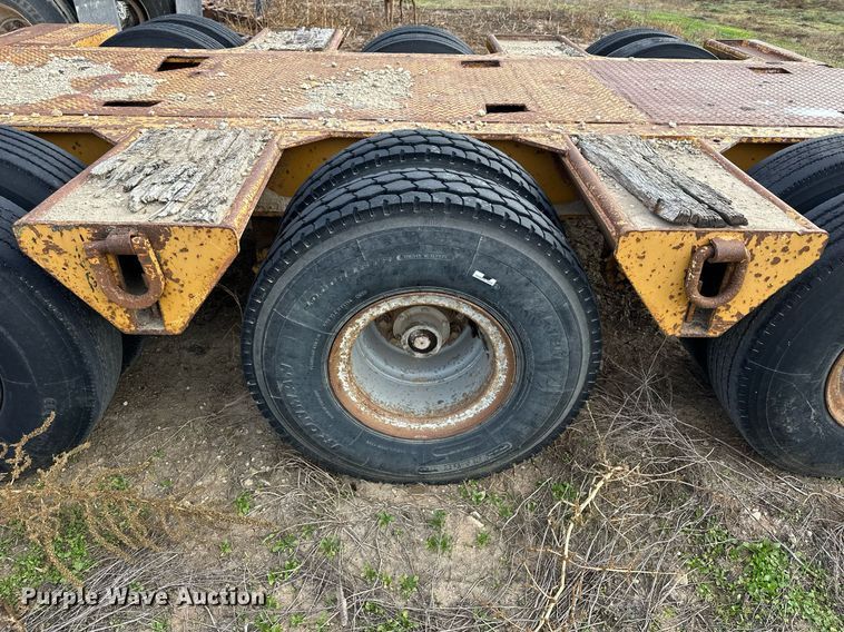 image for item OK9170 1986 Load King 403/4DFP  lowboy equipment trailer