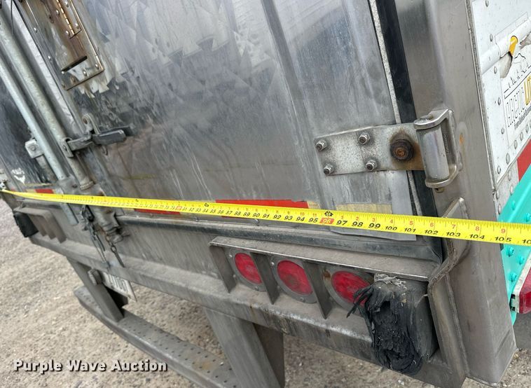 image for item OK9188 2006 Wabash  refrigerated van trailer