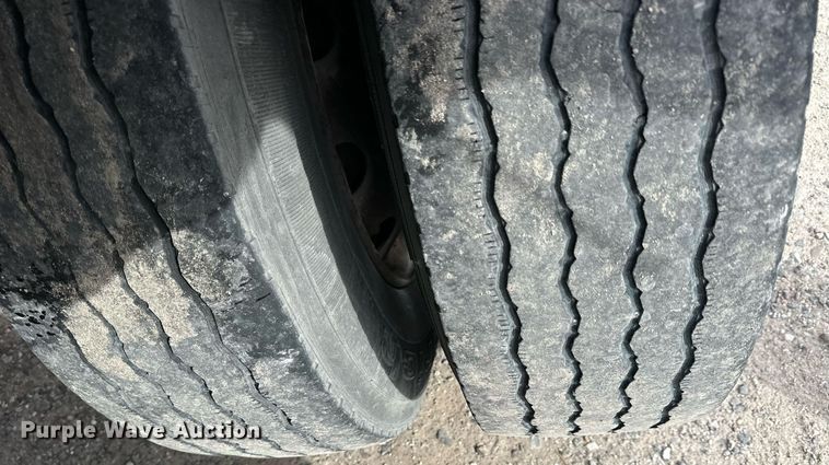 image for item OK9188 2006 Wabash  refrigerated van trailer