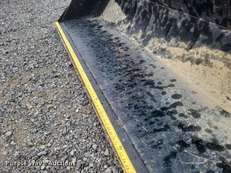 image for item DK1200 2016 Case IH Maxxum 115  MFWD tractor