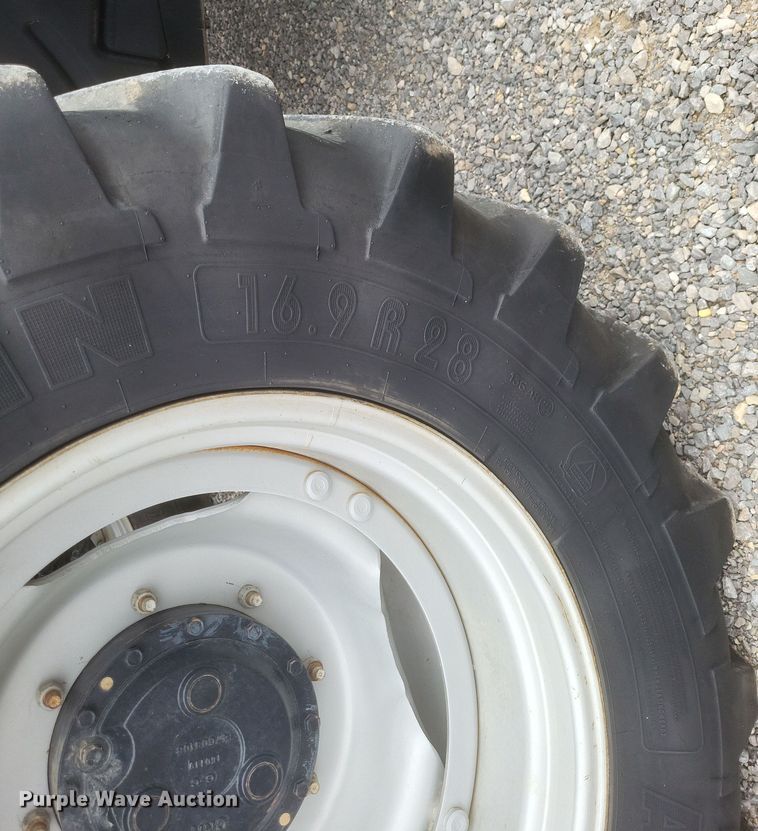 image for item DK1200 2016 Case IH Maxxum 115  MFWD tractor