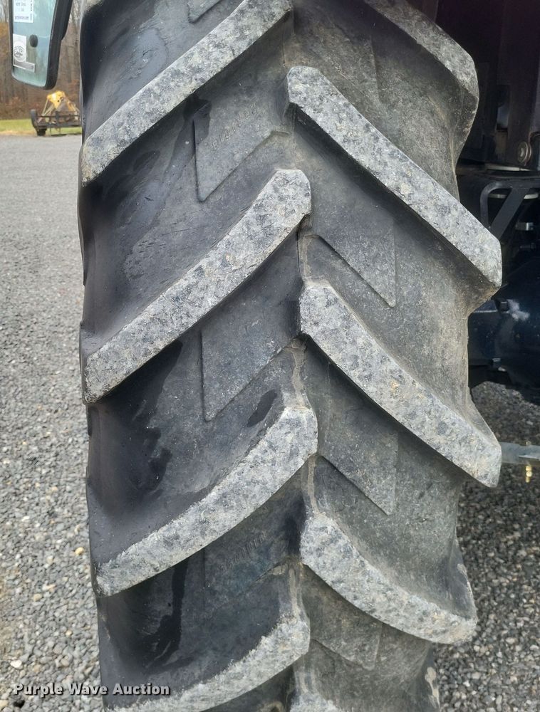 image for item DK1200 2016 Case IH Maxxum 115  MFWD tractor