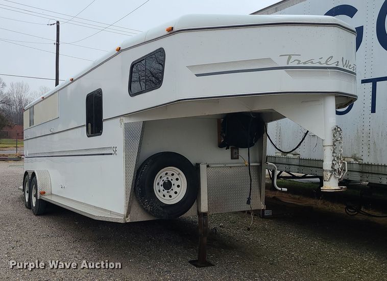 image for item DK4179 2000 Trails West  horse trailer