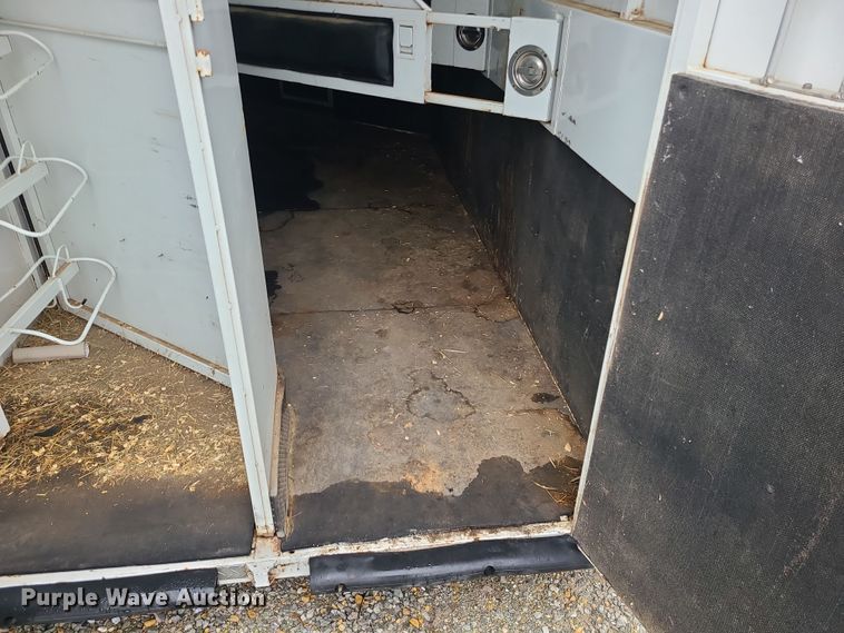 image for item DK4179 2000 Trails West  horse trailer