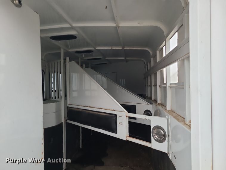 image for item DK4179 2000 Trails West  horse trailer