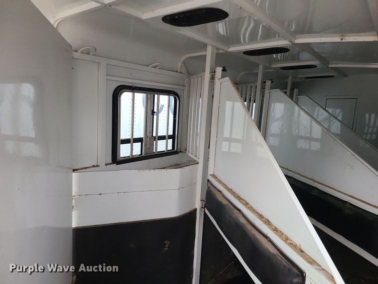 image for item DK4179 2000 Trails West  horse trailer