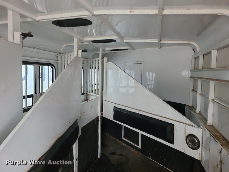 image for item DK4179 2000 Trails West  horse trailer