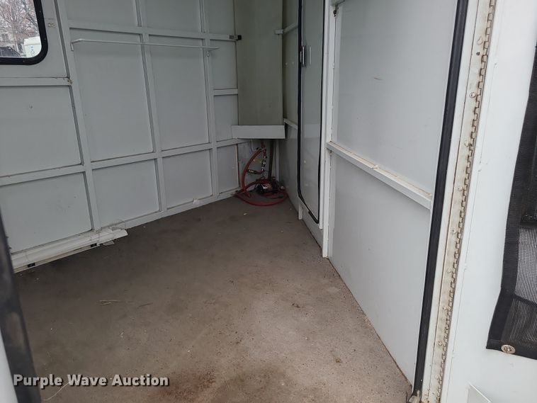 image for item DK4179 2000 Trails West  horse trailer