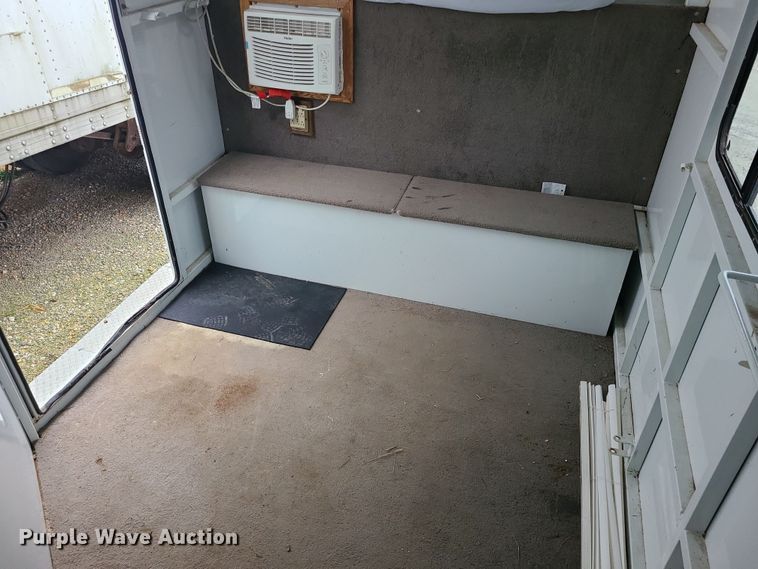 image for item DK4179 2000 Trails West  horse trailer