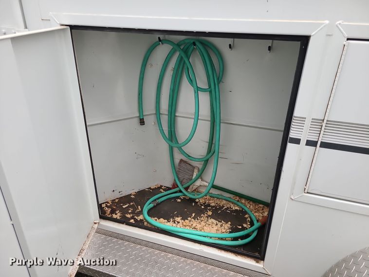 image for item DK4179 2000 Trails West  horse trailer