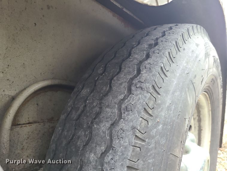 image for item DK4179 2000 Trails West  horse trailer