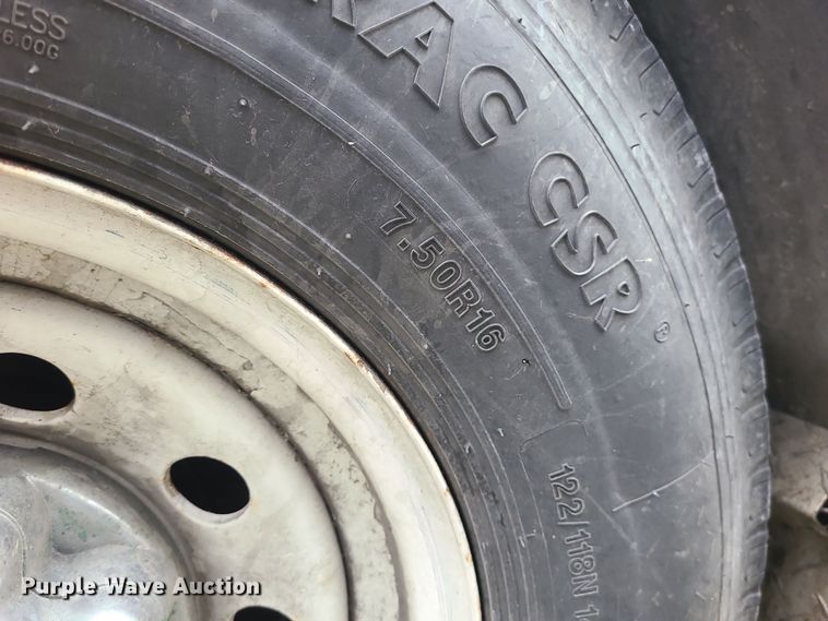 image for item DK4179 2000 Trails West  horse trailer