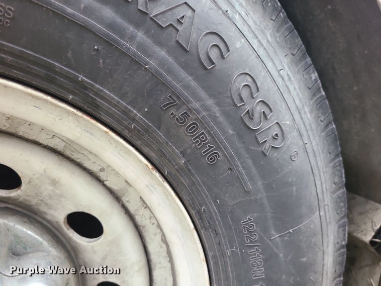 image for item DK4179 2000 Trails West  horse trailer