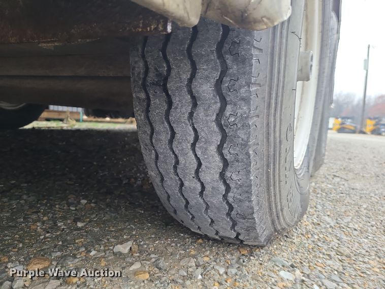 image for item DK4179 2000 Trails West  horse trailer