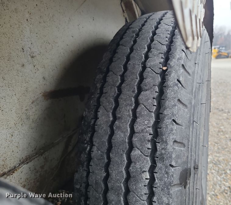 image for item DK4179 2000 Trails West  horse trailer