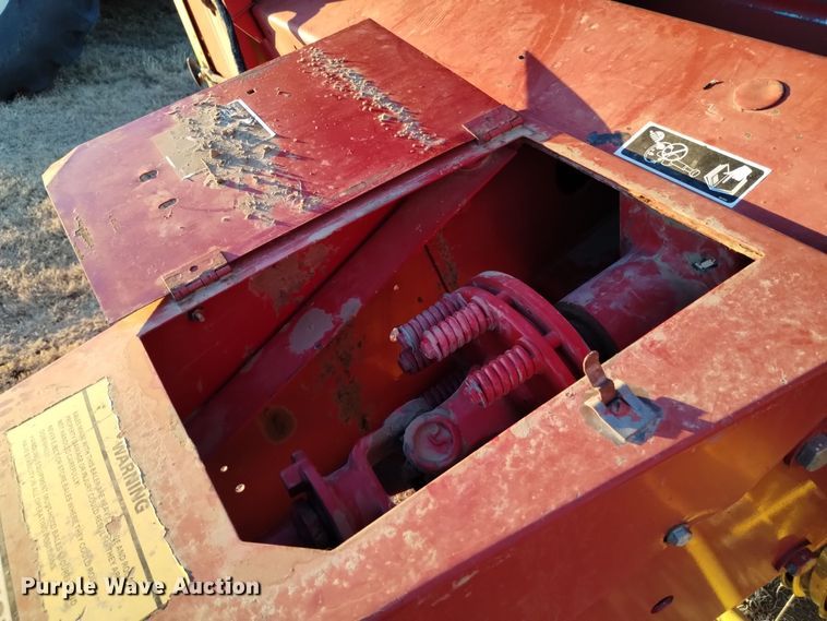 image for item DK8936 New Holland 855  round baler