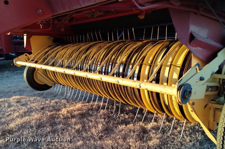 image for item DK8936 New Holland 855  round baler