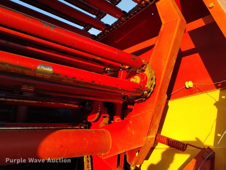 image for item DK8936 New Holland 855  round baler