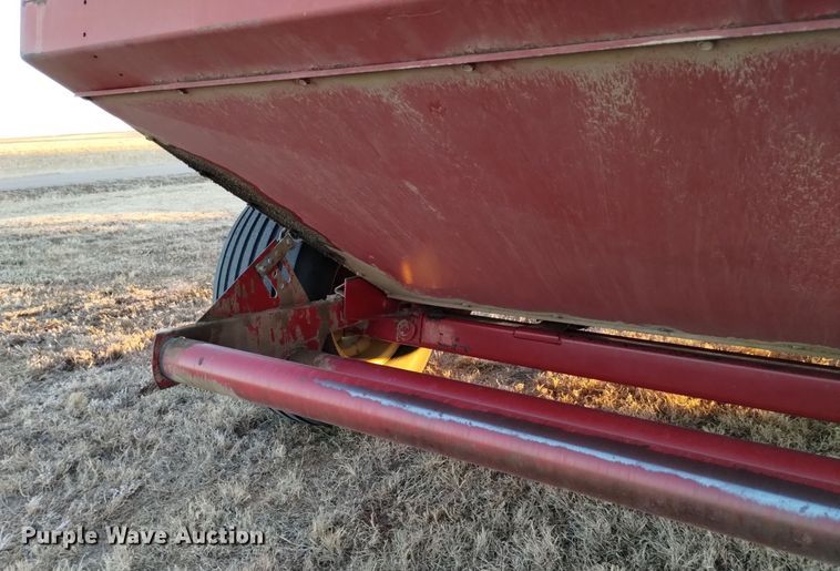 image for item DK8936 New Holland 855  round baler