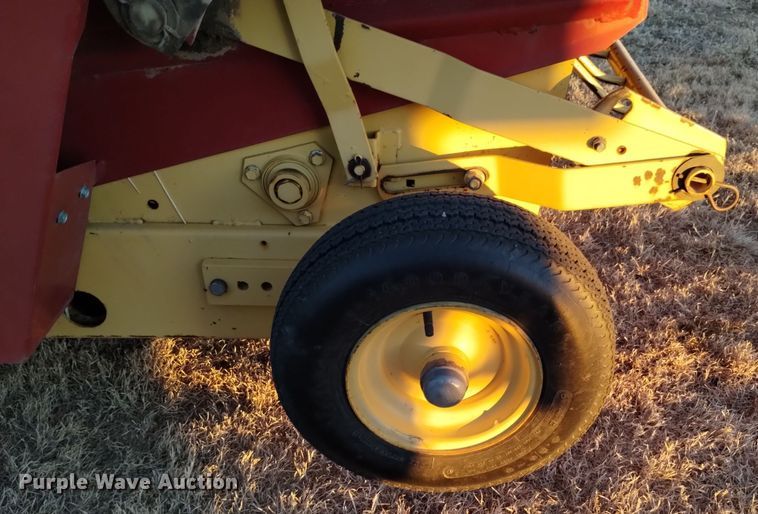 image for item DK8936 New Holland 855  round baler