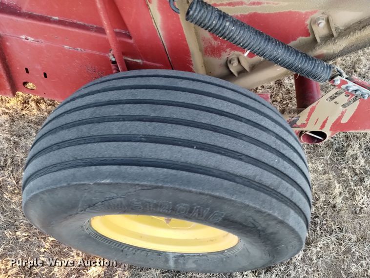 image for item DK8936 New Holland 855  round baler