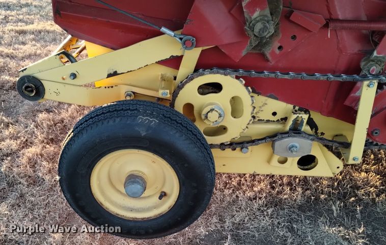 image for item DK8936 New Holland 855  round baler