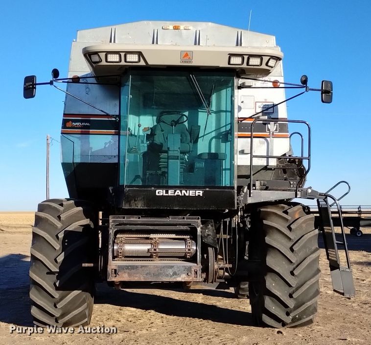 image for item DK8937 1996 Gleaner R72  combine