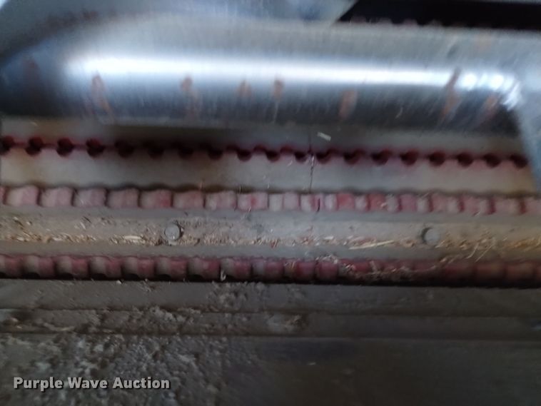 image for item DK8937 1996 Gleaner R72  combine