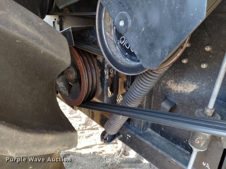 image for item DK8937 1996 Gleaner R72  combine