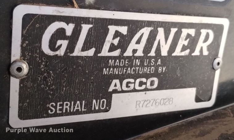 image for item DK8937 1996 Gleaner R72  combine