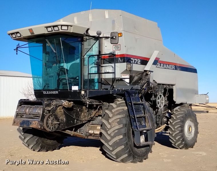 image for item DK8938 1998 Gleaner R72  combine