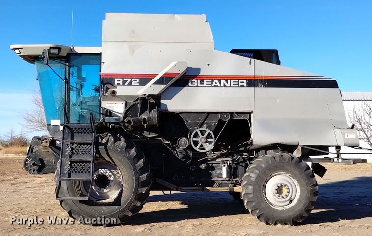 image for item DK8938 1998 Gleaner R72  combine