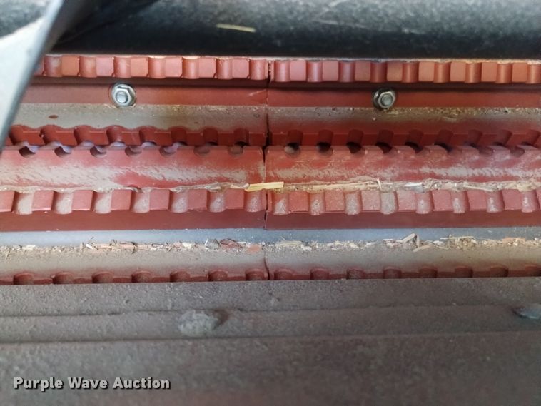 image for item DK8938 1998 Gleaner R72  combine