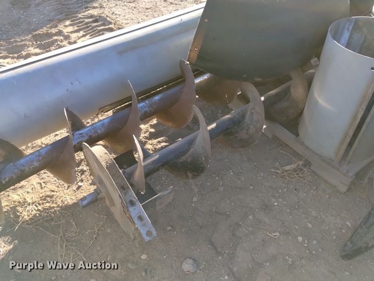 image for item DK8938 1998 Gleaner R72  combine