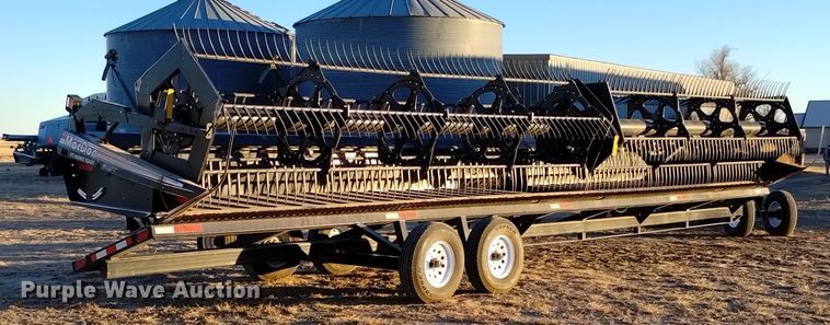 image for item DK8939 2005 MacDon 973  draper head