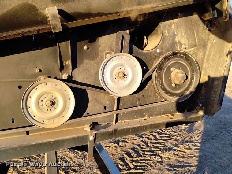 image for item DK8939 2005 MacDon 973  draper head