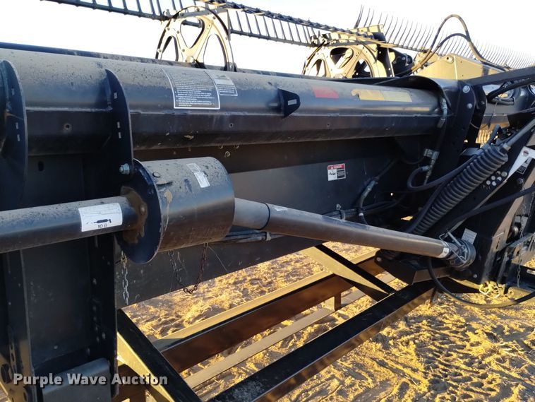 image for item DK8939 2005 MacDon 973  draper head