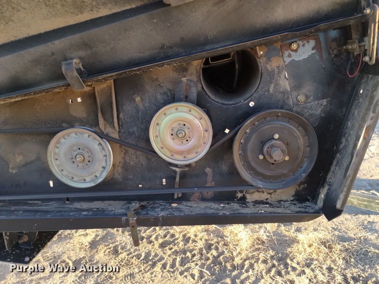 image for item DK8940 2005 MacDon 973  draper head