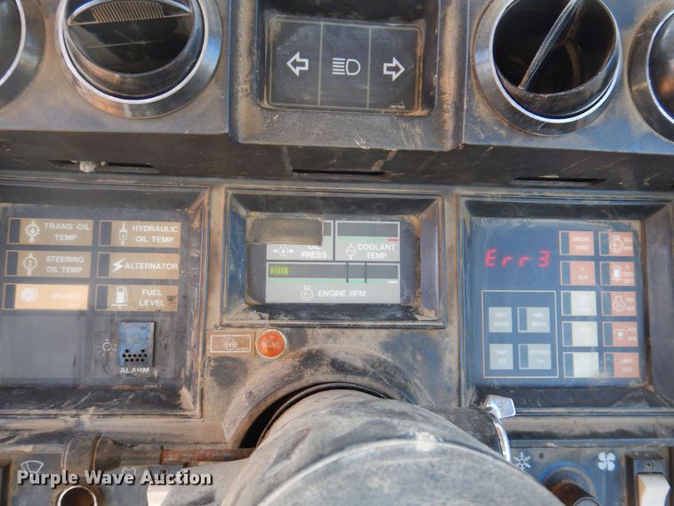 image for item DL7816 1987 Caterpillar Challenger 65  track tractor