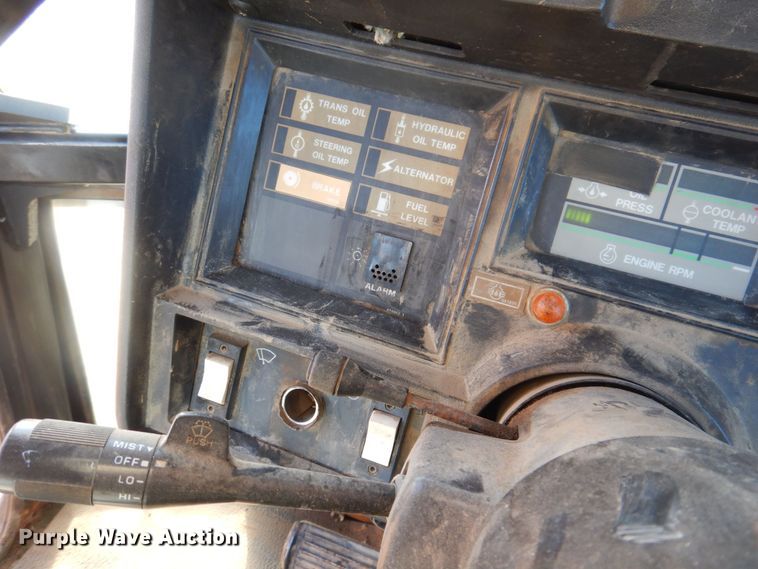 image for item DL7816 1987 Caterpillar Challenger 65  track tractor