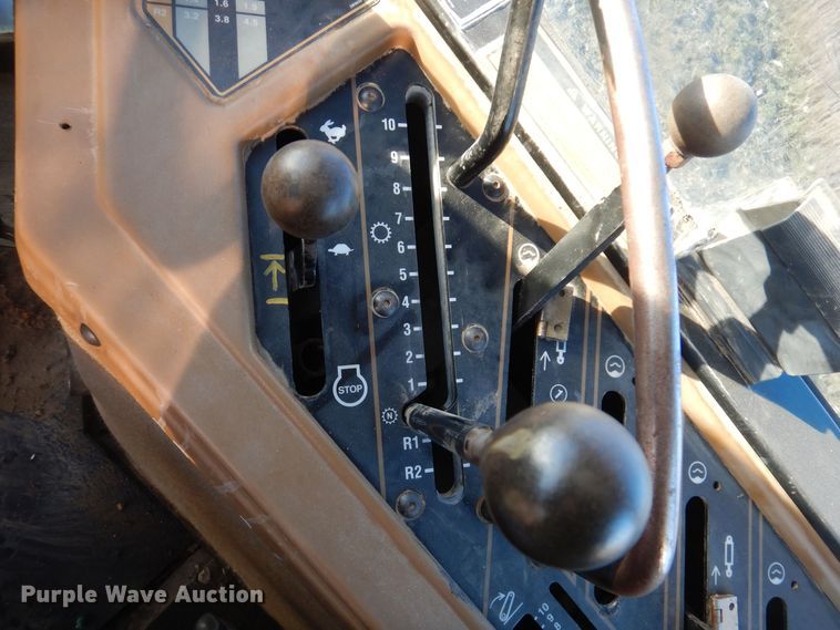 image for item DL7816 1987 Caterpillar Challenger 65  track tractor